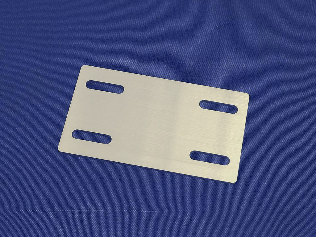 取り付け板(長穴タイプ)の製作過程 1
