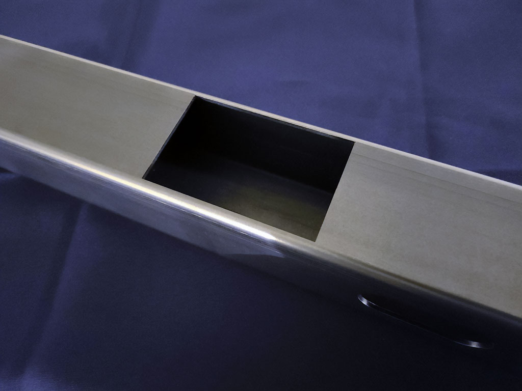 角パイプ穴あけ加工の製作過程 2