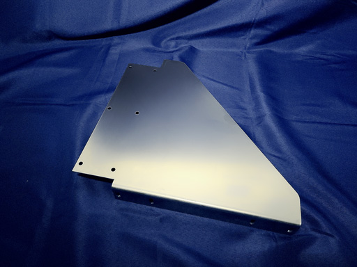 三角型ブラケット - 高強度のステンレス製サポート部品 の加工事例